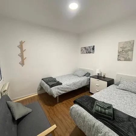 Apartamento Centrico En Berga - Alberga Exterior photo